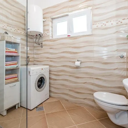 Three-bedroom In Vodice